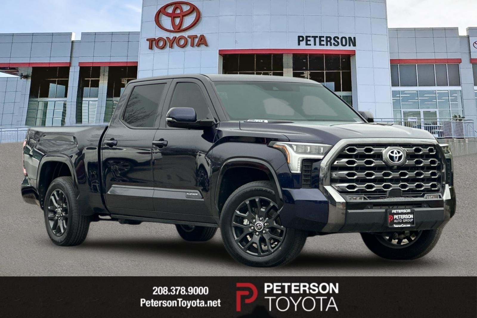 2023 Toyota Tundra Platinum's photo