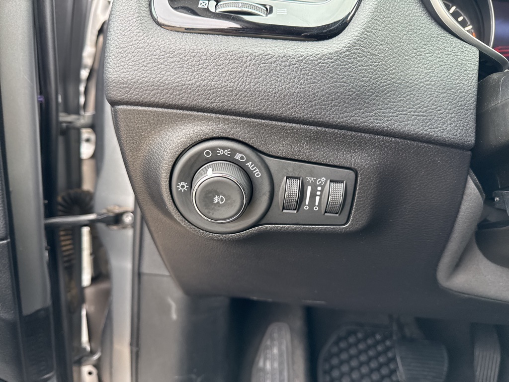 2020 Jeep Compass Limited photo 6