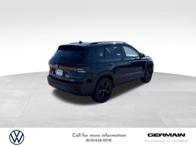 2025 Volkswagen Taos SE photo 5