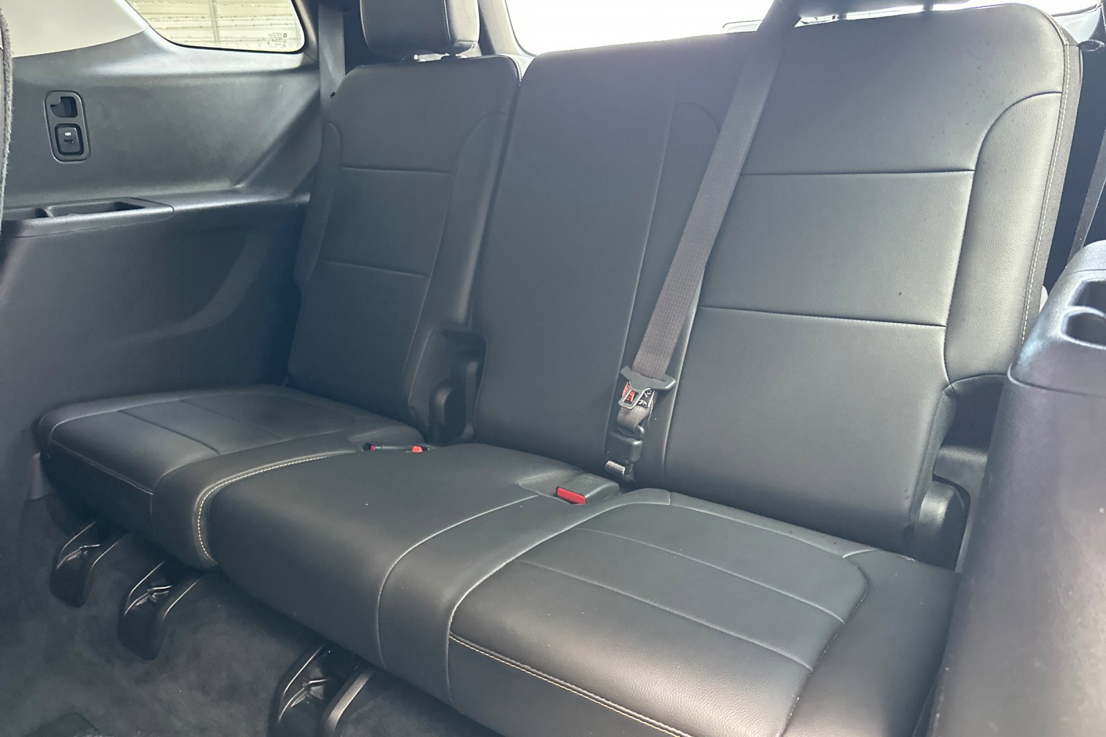 2021 Chevrolet Traverse Premier photo 14