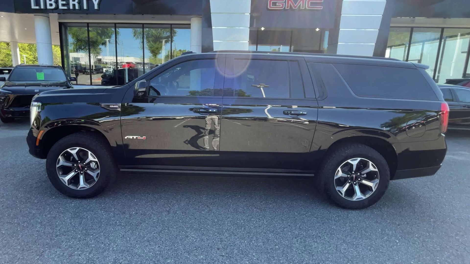2025 Gmc Yukon XL AT4 Ultimate photo 29