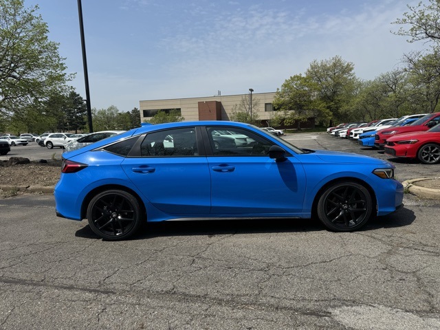 2025 Honda Civic Hatchback Sport photo 4