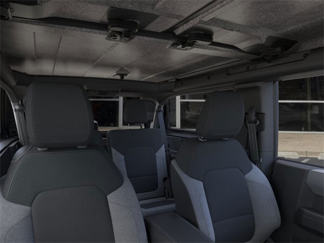 2025 Ford Bronco Base photo 10