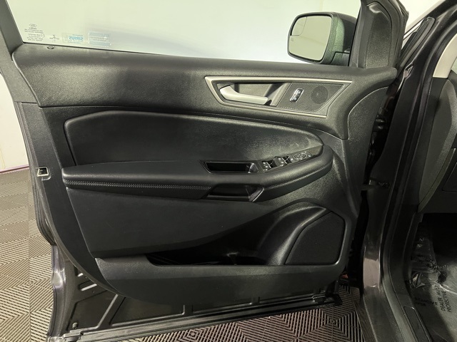 2018 Ford Edge SEL photo 21