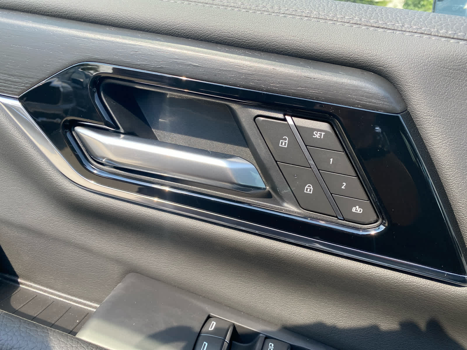 2025 Gmc Yukon XL Denali photo 9