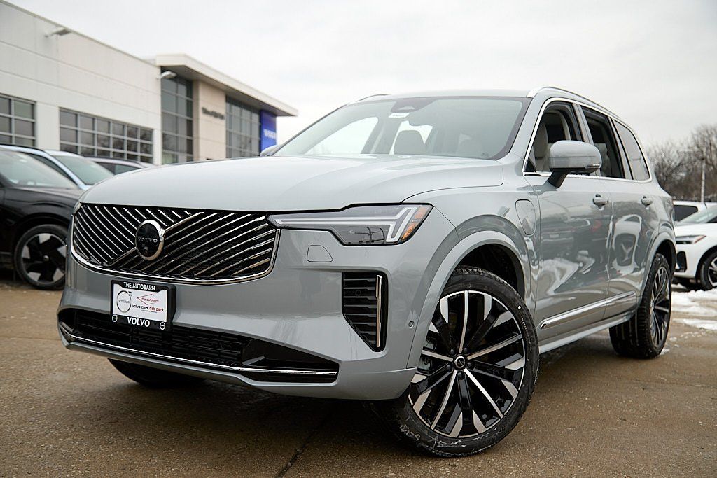 2026 VOLVO XC90 - Image 1