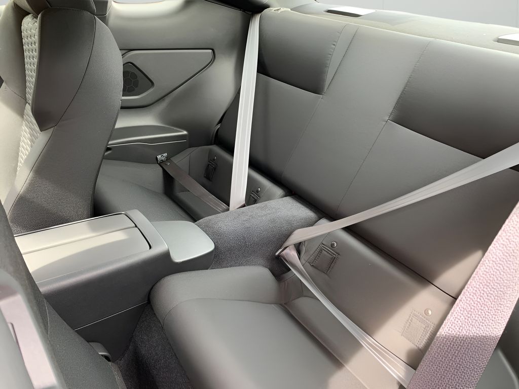2025 Toyota GR86 photo 2