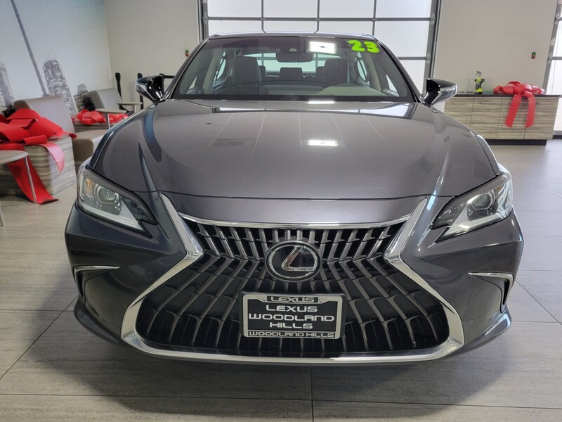 2023 Lexus ES 350 photo 8