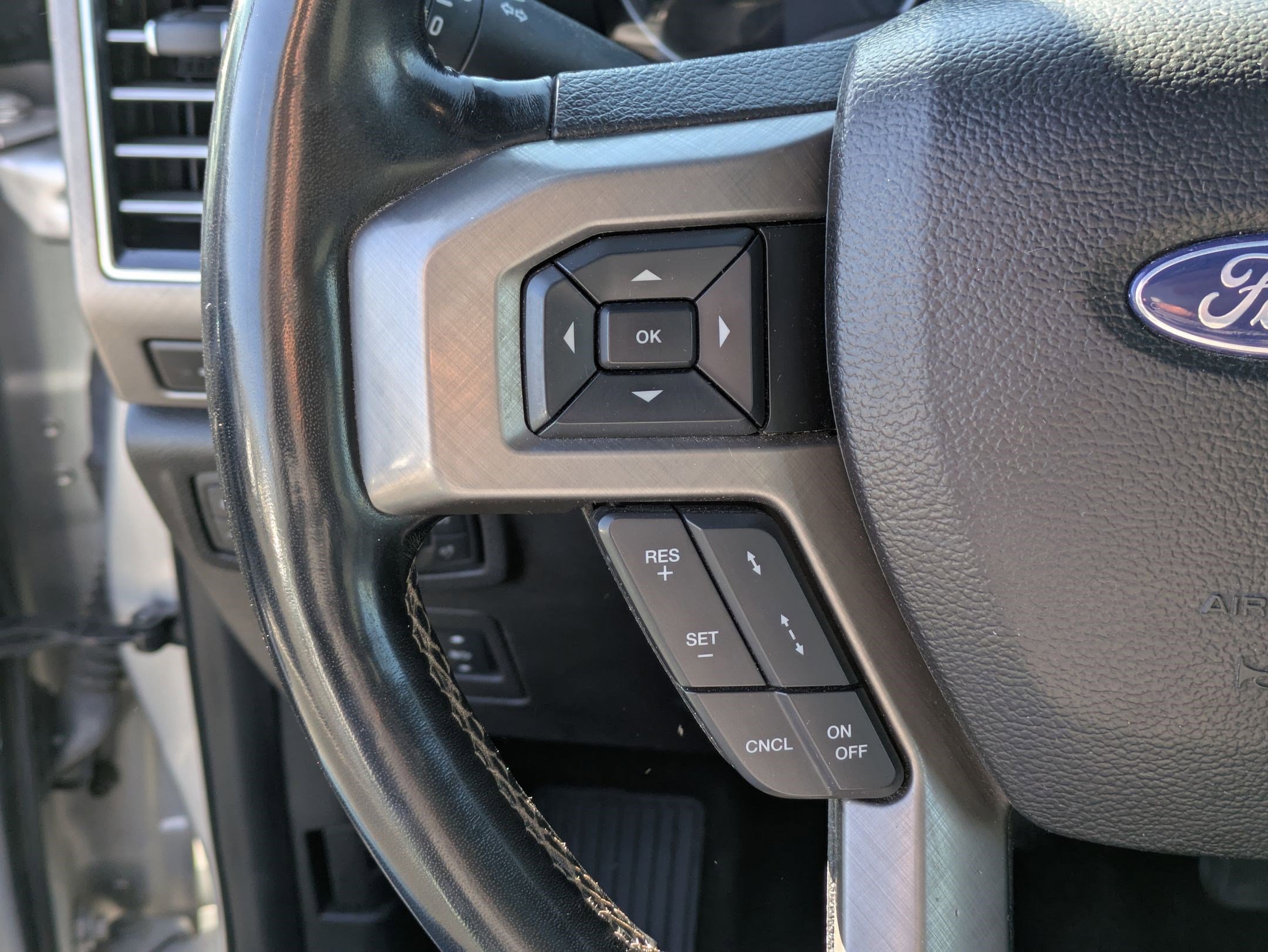 2018 Ford F-150 Limited photo 15