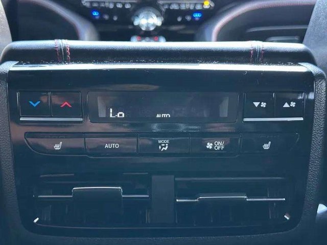 2023 Acura MDX SH-AWD A-Spec photo 12