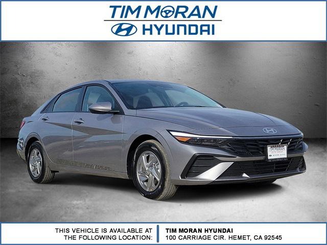 2026 Hyundai Elantra SE's photo