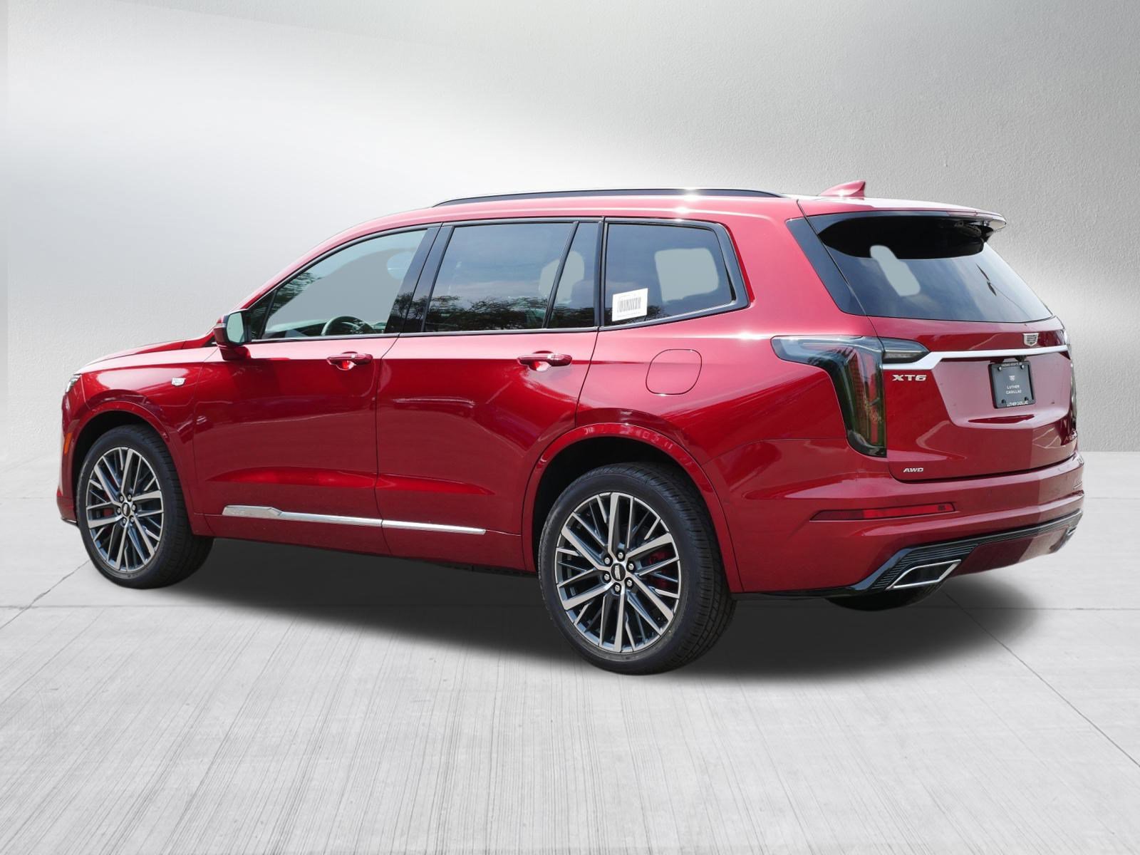 2025 Cadillac XT6 Sport photo 4
