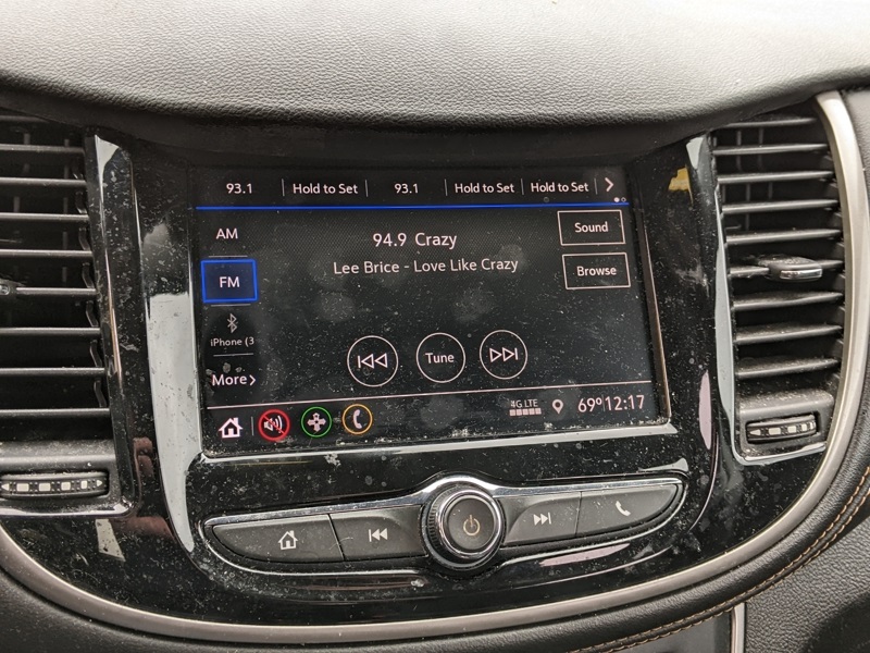 2020 Chevrolet Trax LS photo 11