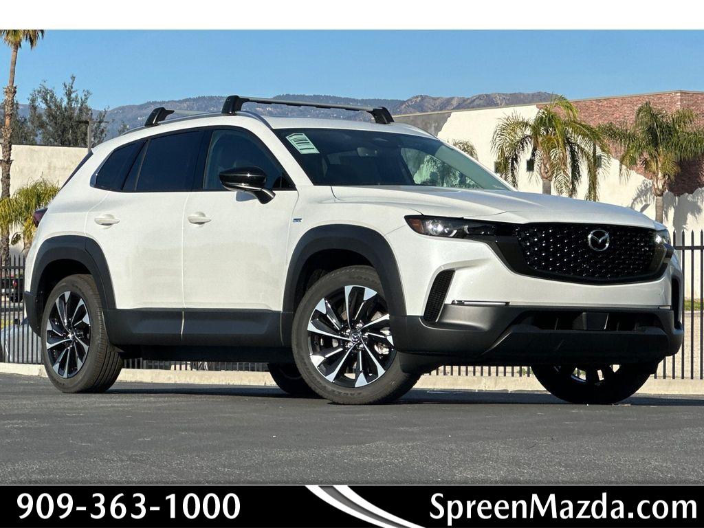 2025 Mazda CX-50 Premium Plus's photo