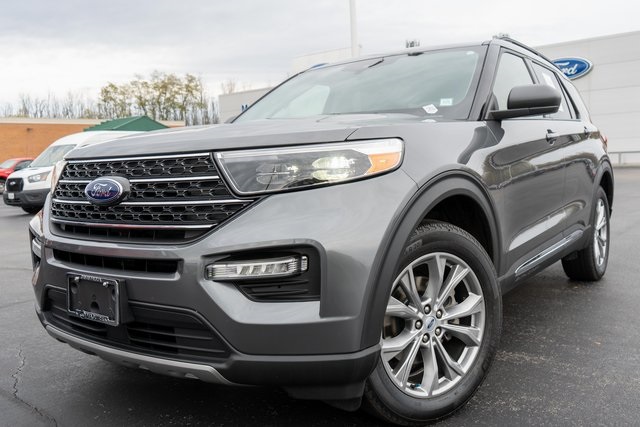 2023 Ford Explorer XLT's photo