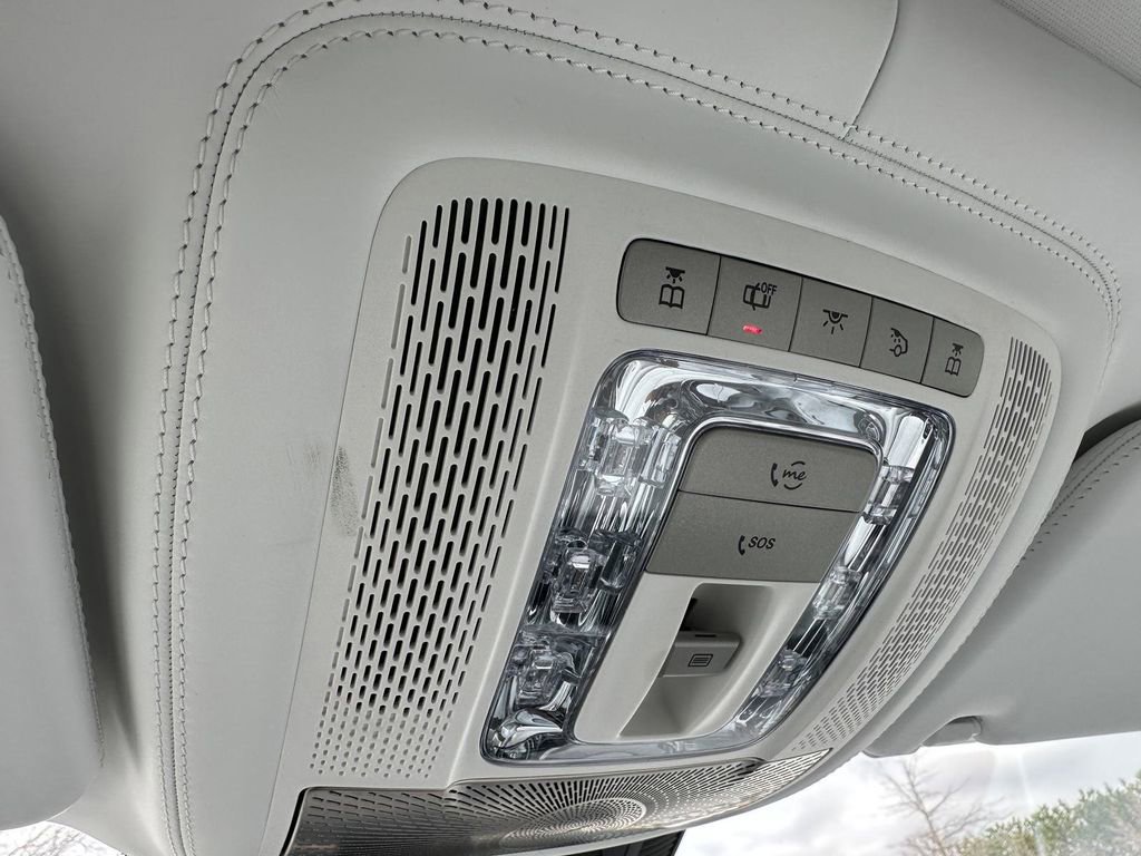 2025 Mercedes Benz GLS Maybach 600 4MATIC photo 32