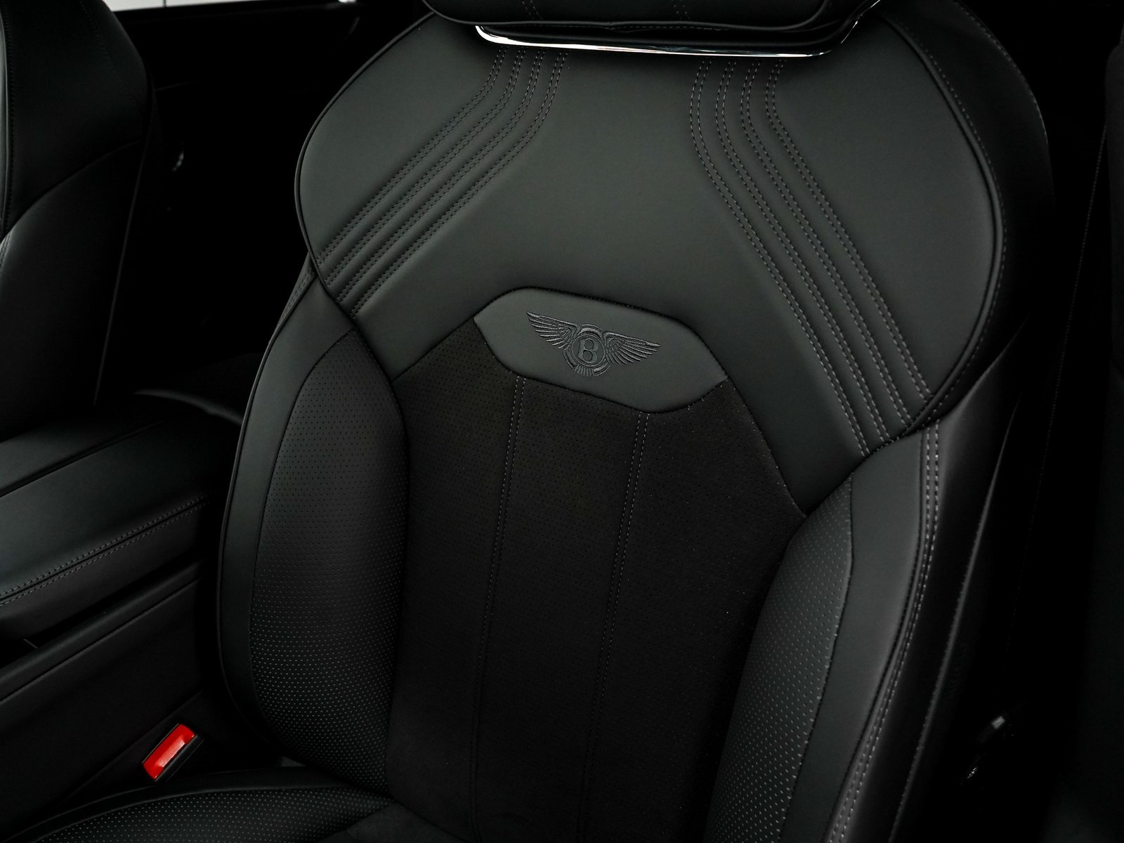 2024 Bentley Bentayga S V8 photo 18