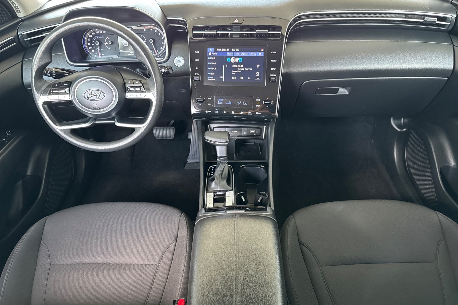 2024 Hyundai Tucson SEL photo 2