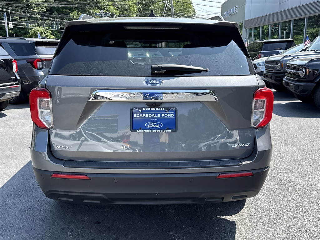2022 Ford Explorer XLT photo 4