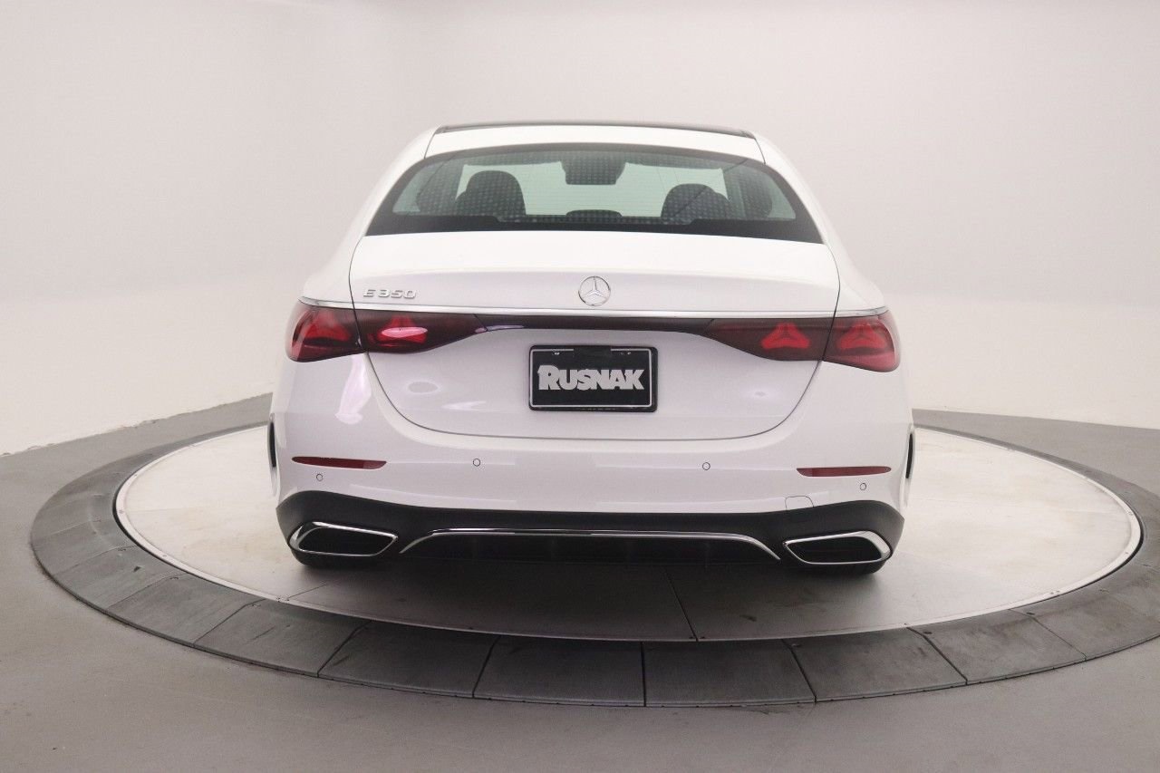 2025 Mercedes Benz E 350 photo 4