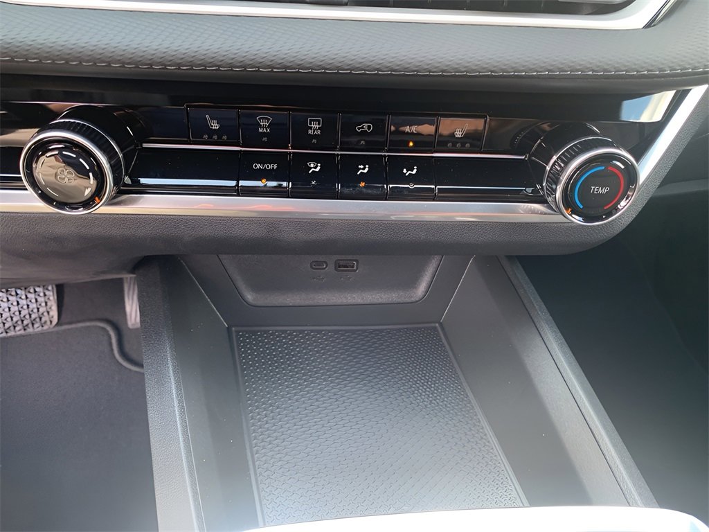 2026 Chevrolet Equinox LT photo 24