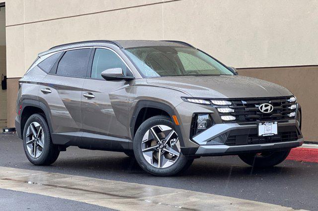 2026 Hyundai Tucson Hybrid SEL Convenience photo 2