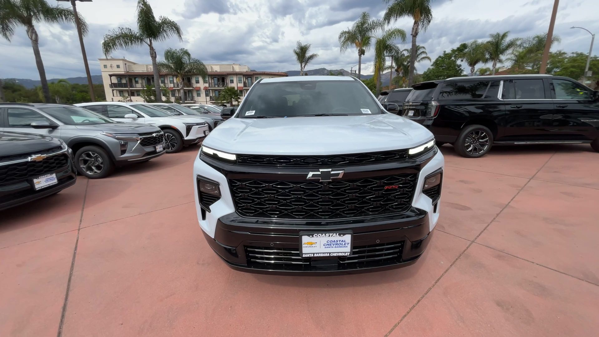 2026 Chevrolet Traverse RS photo 3