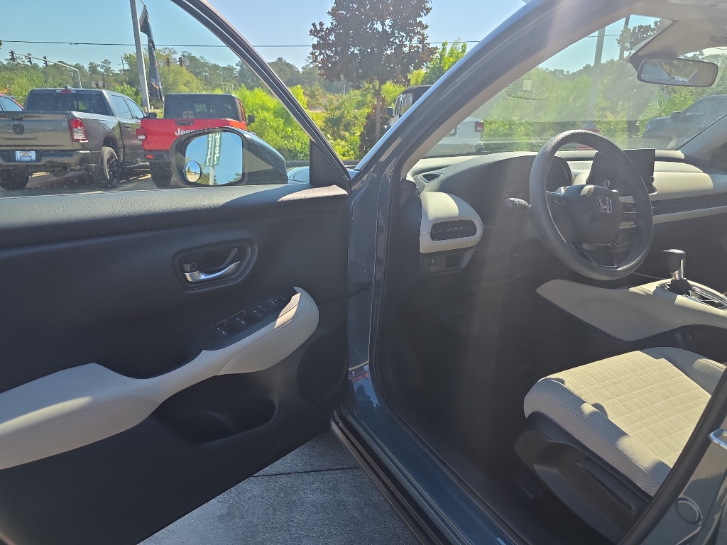 2023 Honda HR-V LX photo 13