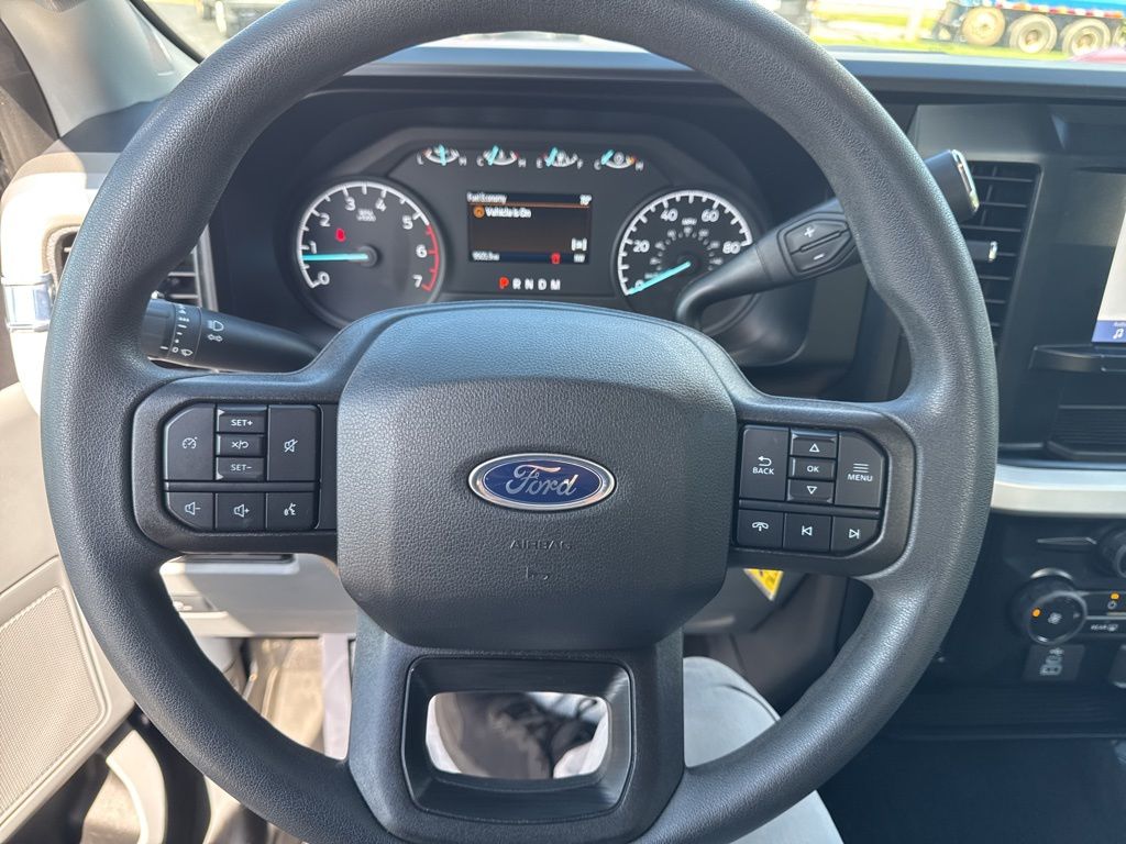 2023 Ford F-250 XLT photo 11