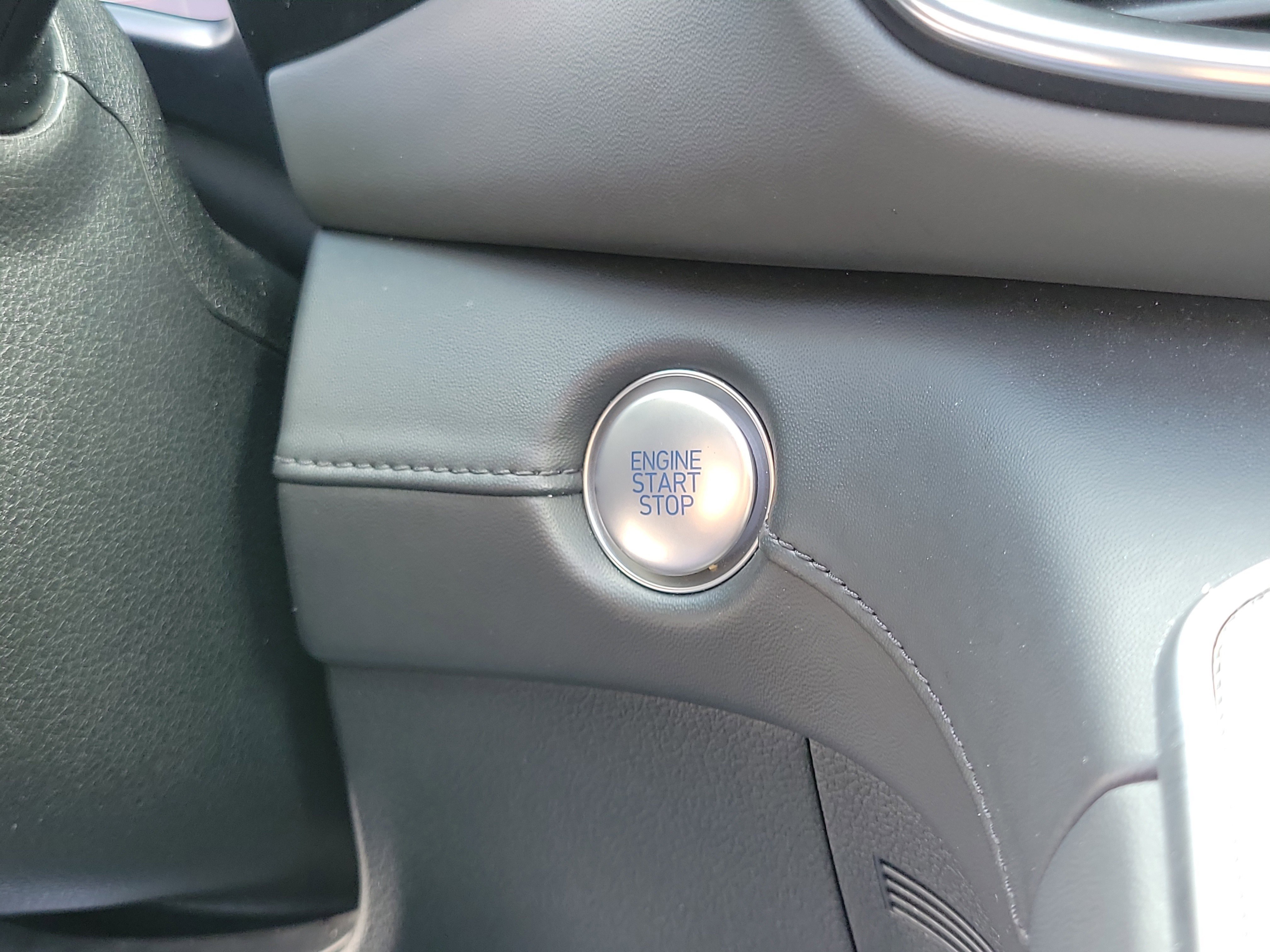 2023 Hyundai Santa Fe Limited photo 3