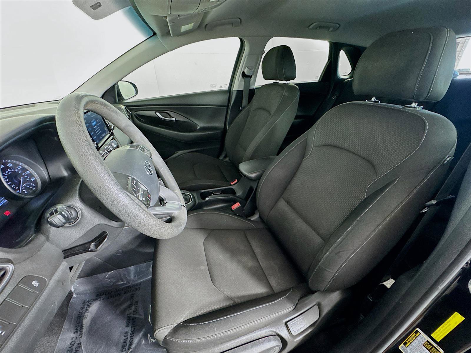 2020 Hyundai Elantra GT Base photo 11