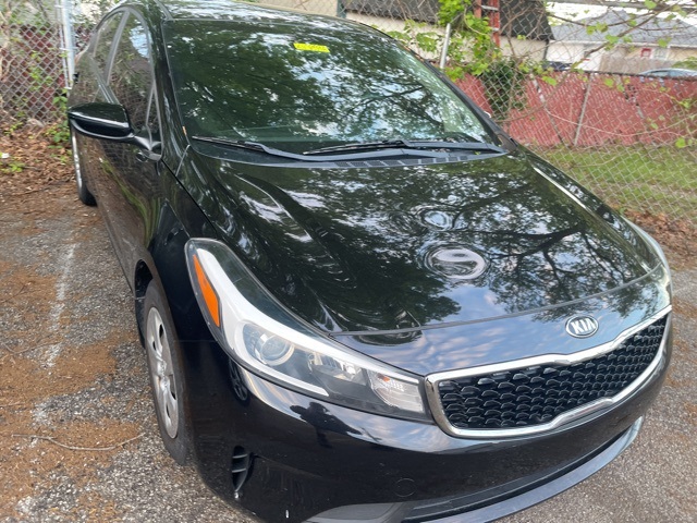 2018 Kia Forte LX Base photo 3