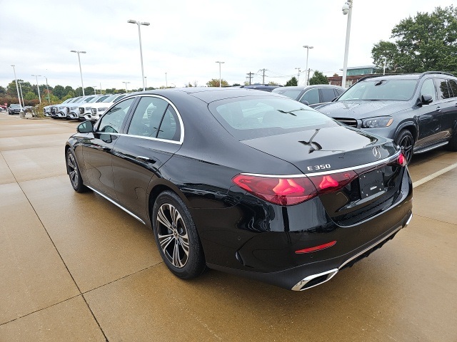 2026 Mercedes Benz E 350 4MATIC photo 4