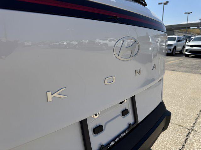 2026 Hyundai Kona SEL photo 9