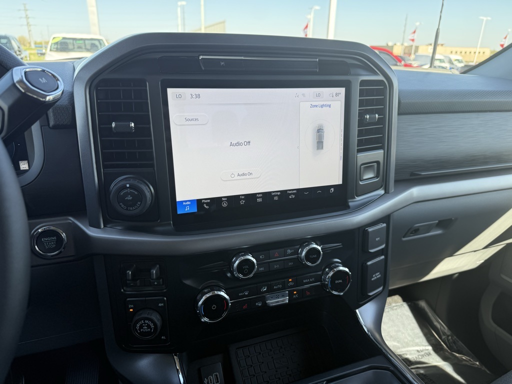2025 Ford F-150 XLT photo 10