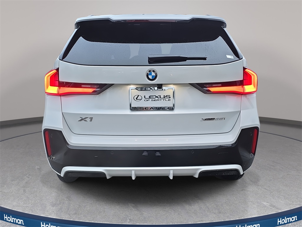 2025 Bmw X1 XDrive28i photo 3