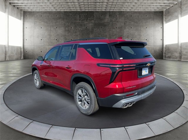 2025 Chevrolet Traverse photo 5