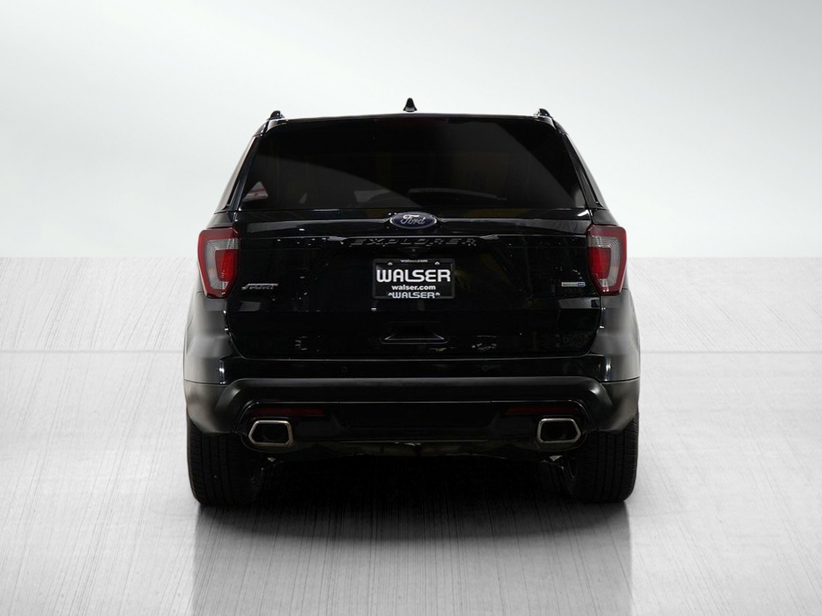 2017 Ford Explorer Sport photo 4