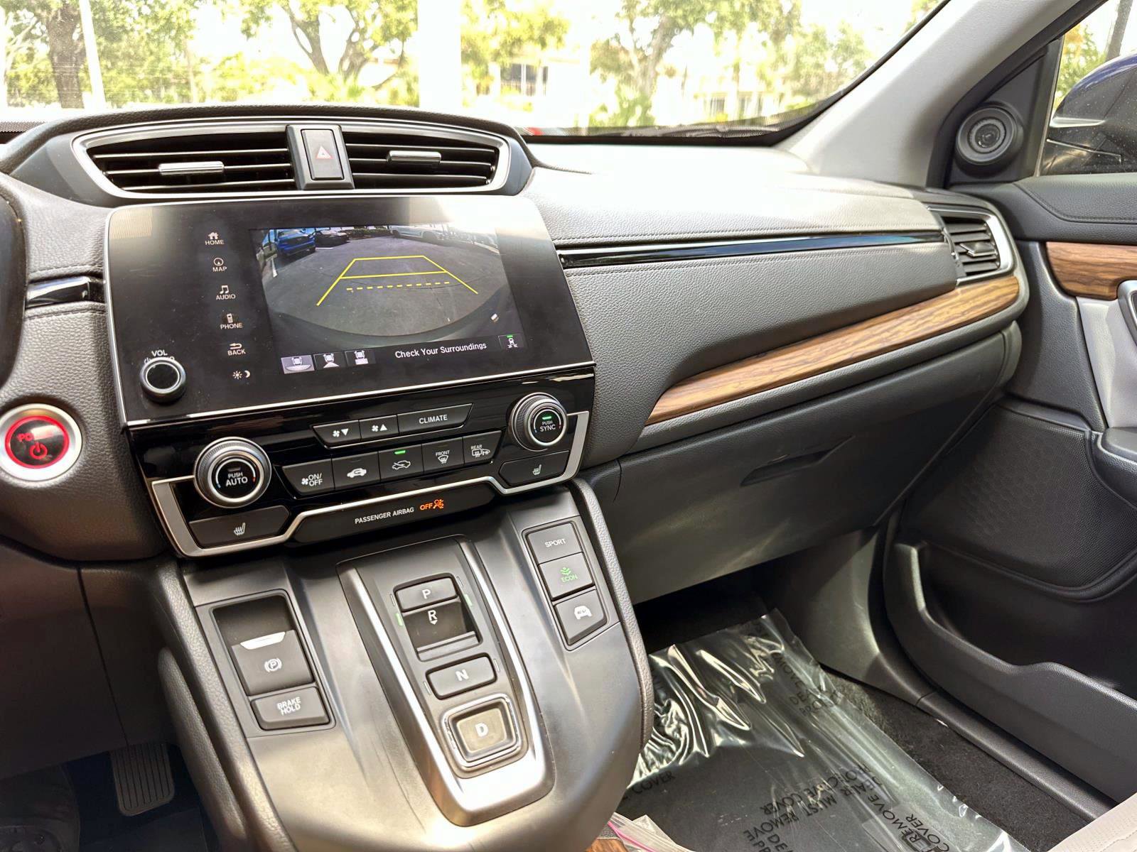 2022 Honda CR-V Hybrid Touring photo 24
