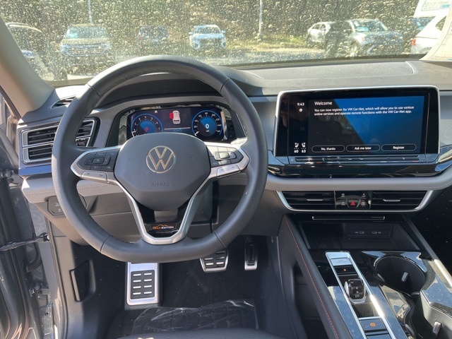 2025 Volkswagen Atlas Peak Edition SE photo 14