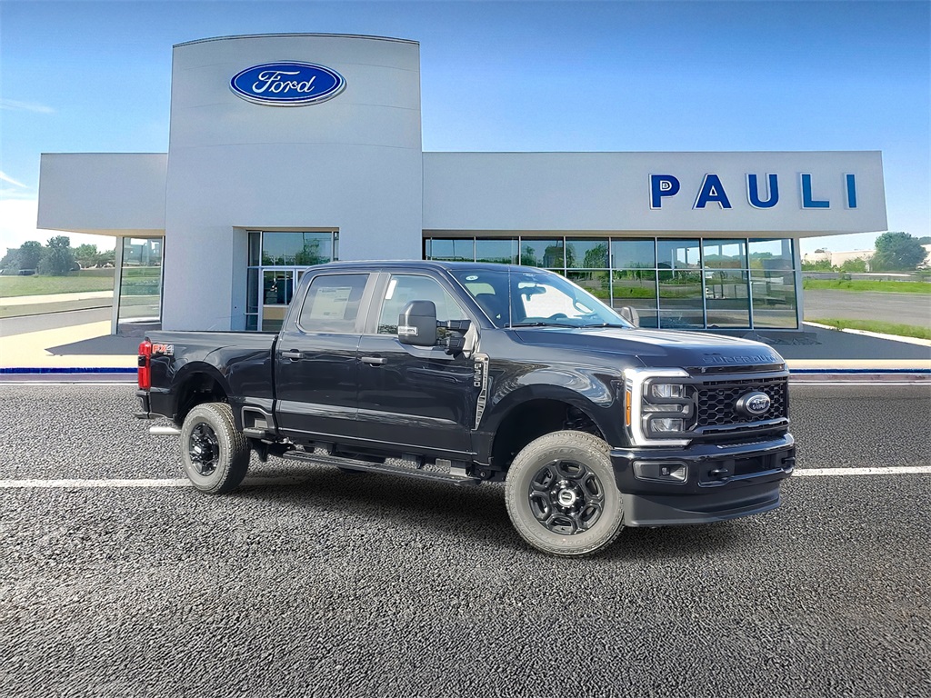 2026 Ford F-350 Super Duty XL's photo
