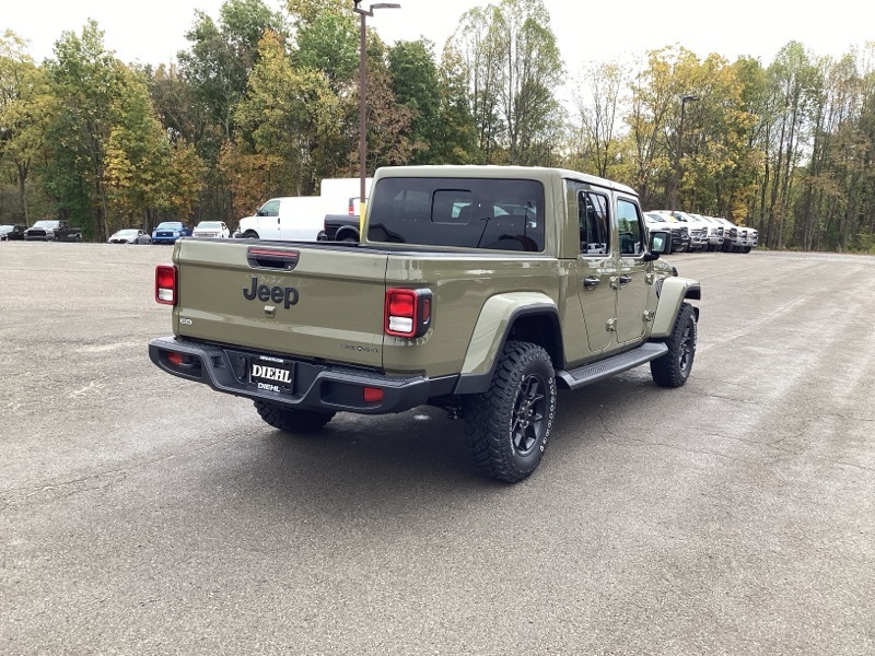 2025 Jeep Gladiator Sport photo 7