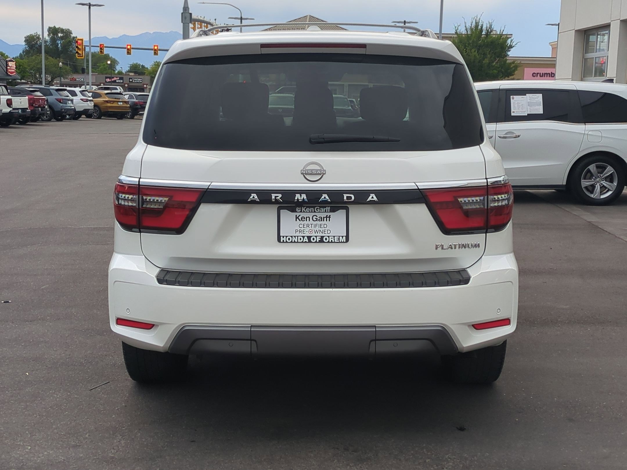 2023 Nissan Armada Platinum photo 4