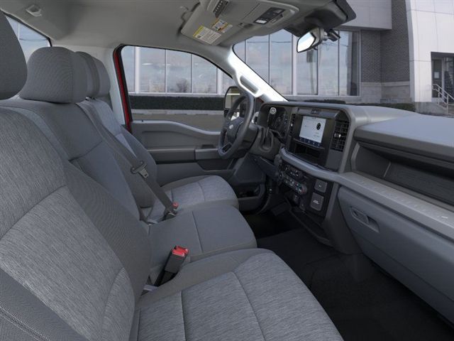 2025 FORD F-250 - Image 33