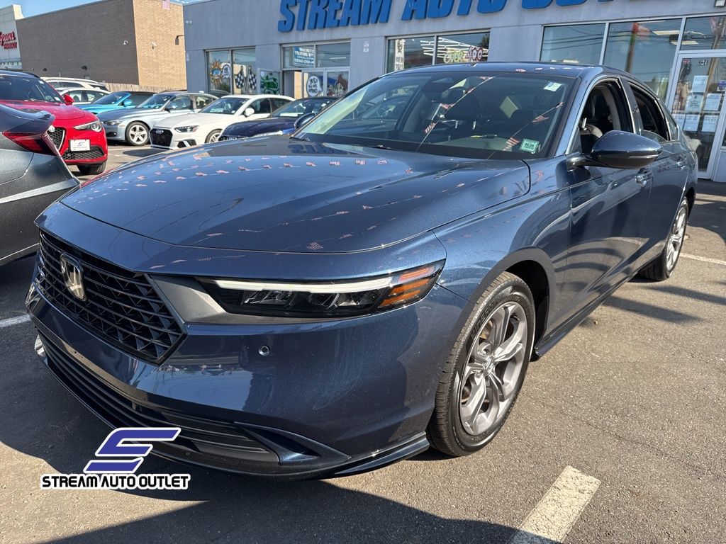 2024 Honda Accord Hybrid EX-L photo 3