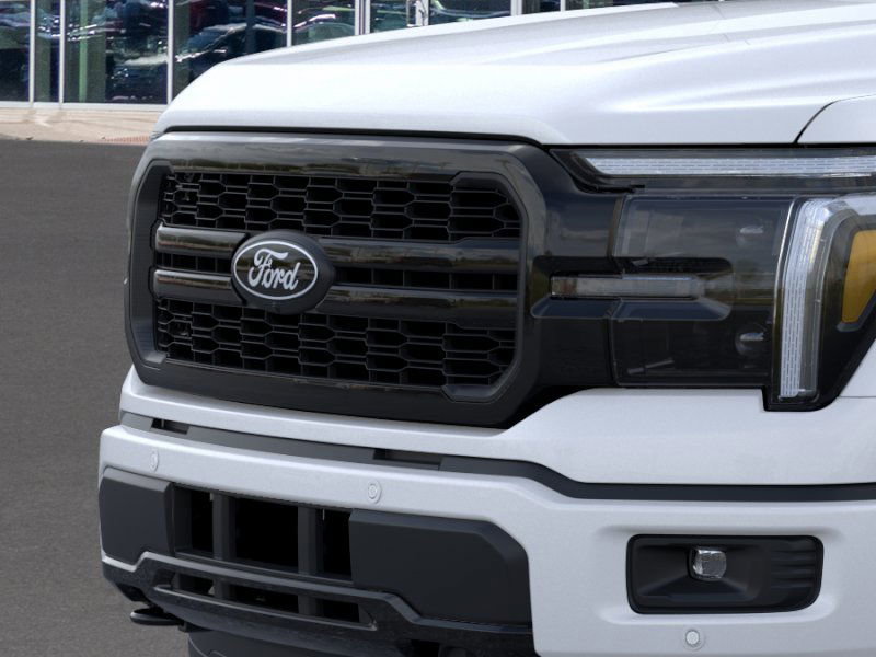 2025 Ford F-150 Lariat photo 17