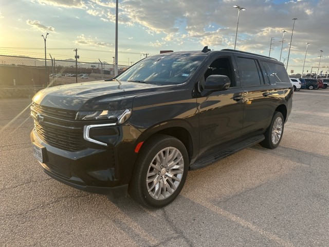 2023 Chevrolet Suburban RST