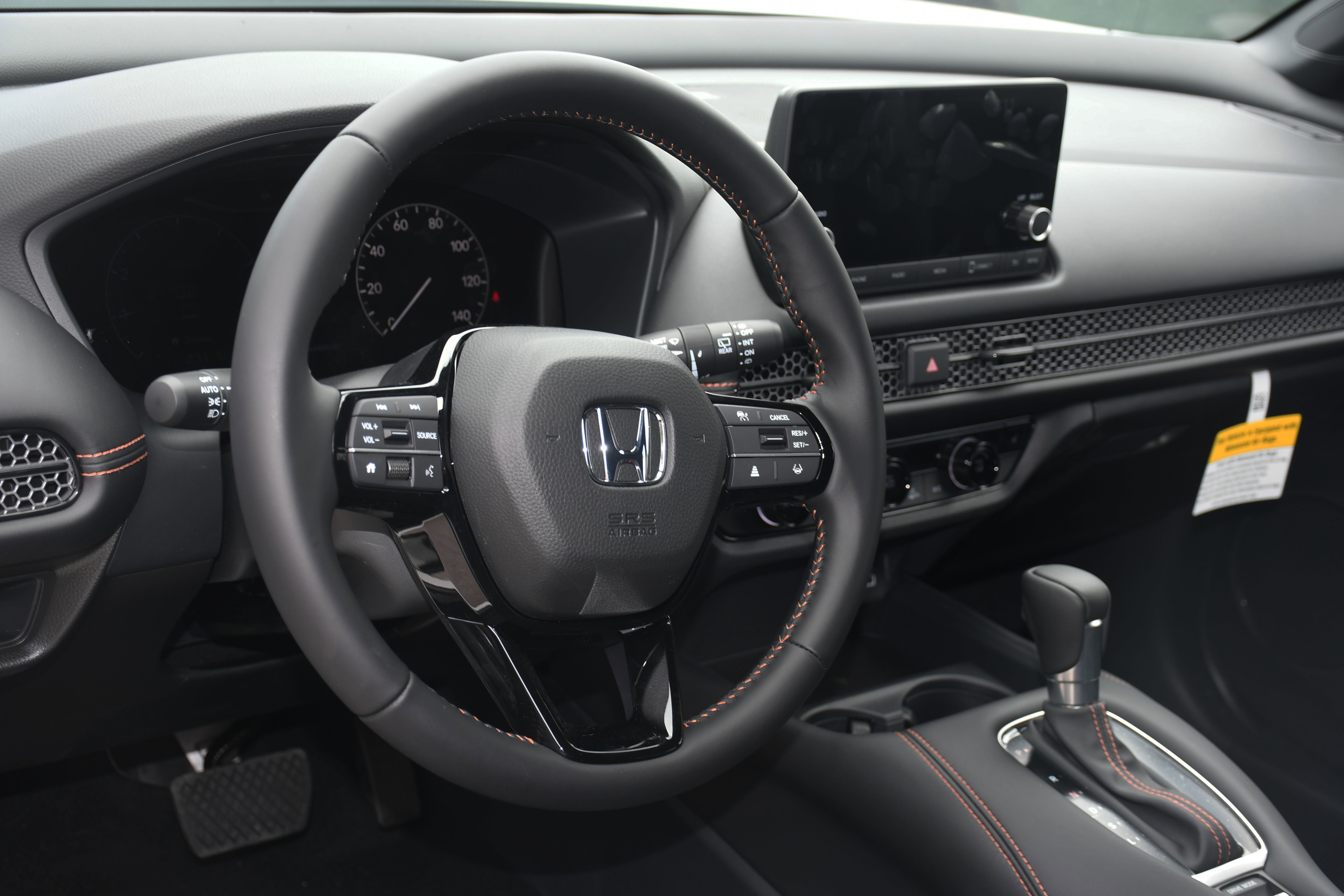 2025 Honda HR-V Sport photo 2