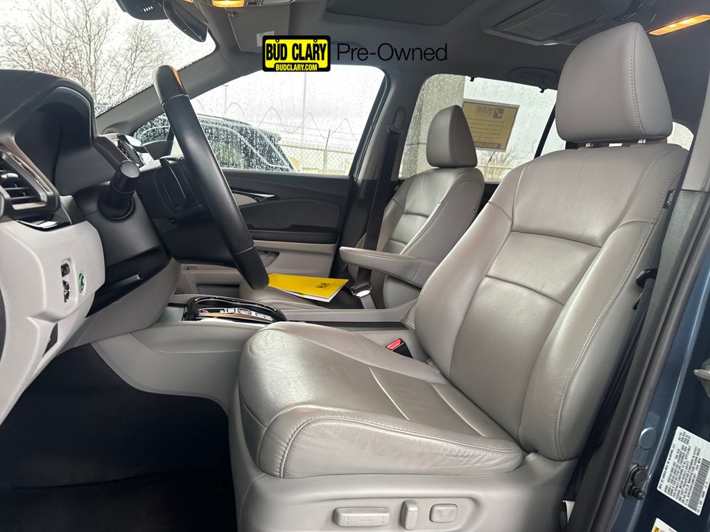 2020 Honda Pilot Touring's photo