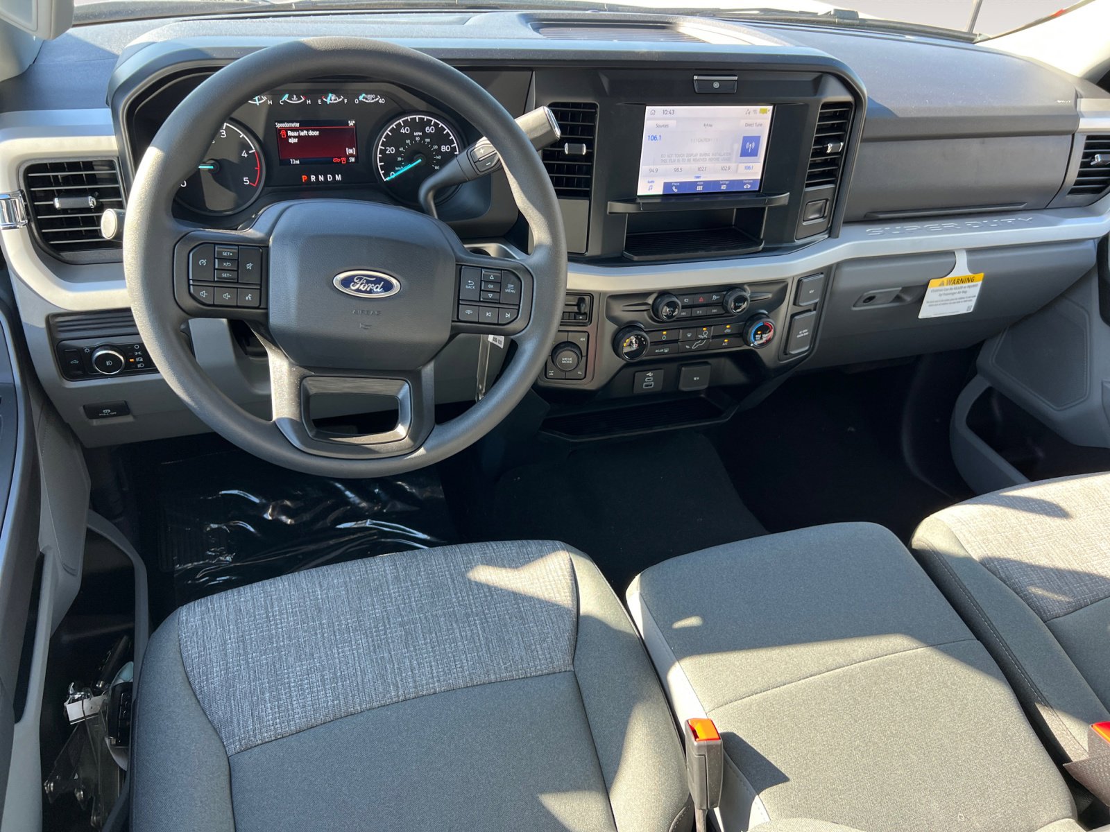 2025 Ford F-250 XLT photo 9
